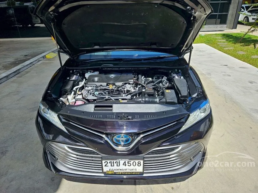 2021 Toyota CAMRY Hybrid Premium Sedan