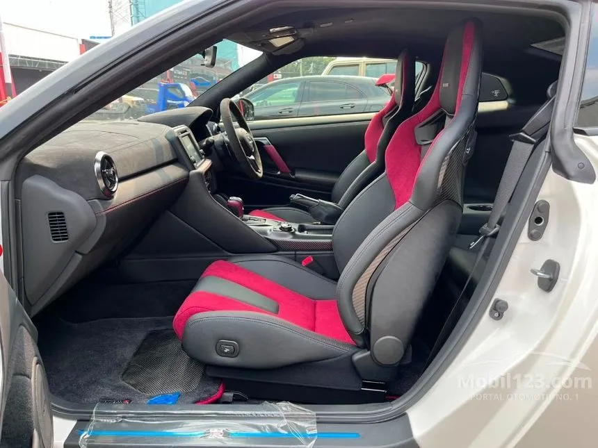 2024 Nissan GT-R NISMO Coupe