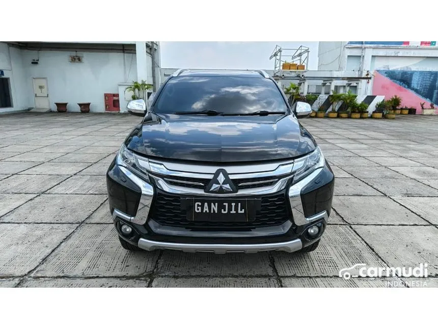 2016 Mitsubishi Pajero Sport Dakar 4X2 SUV