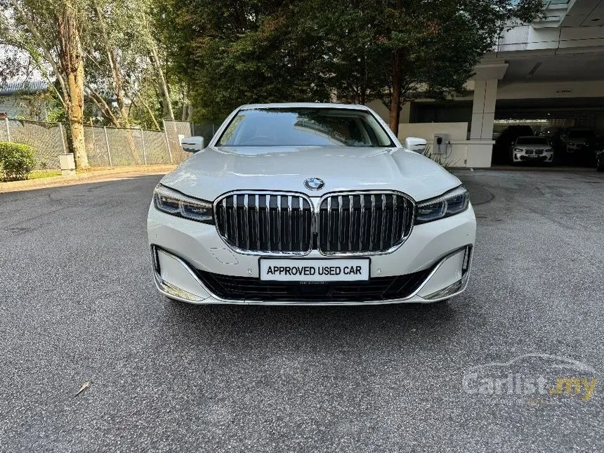 2019 BMW 740Le xDrive Pure Excellence Sedan