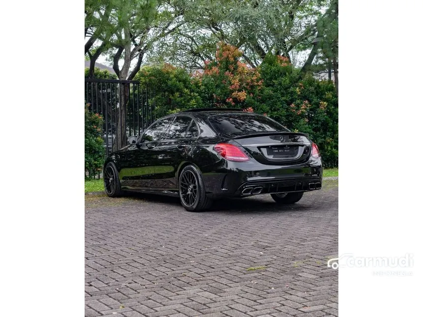 2018 Mercedes-Benz C300 AMG Line Sedan