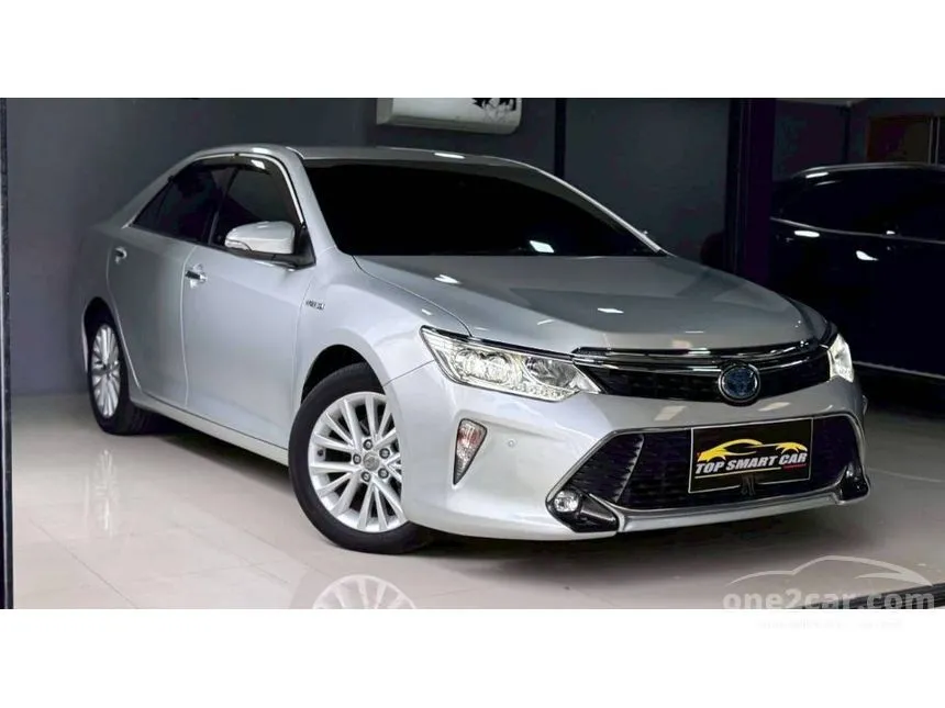 2017 Toyota CAMRY Hybrid Premium Sedan