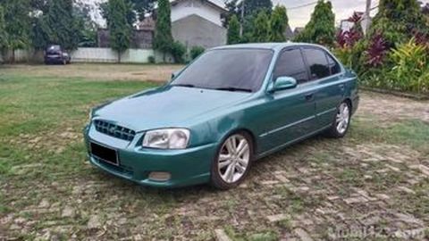 Silakan Dipilih, Mobil Sedan Bekas Murah di Bawah Rp50 Juta