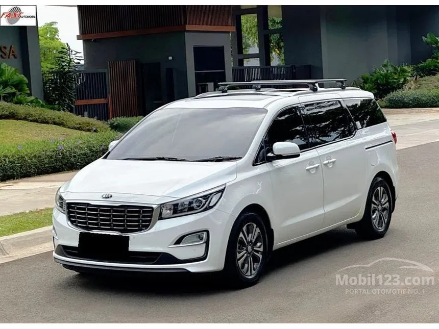 2018 KIA Grand Sedona (Diesel) MPV