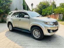 2012 Toyota Fortuner 3.0 (ปี 12-15) V SUV AT