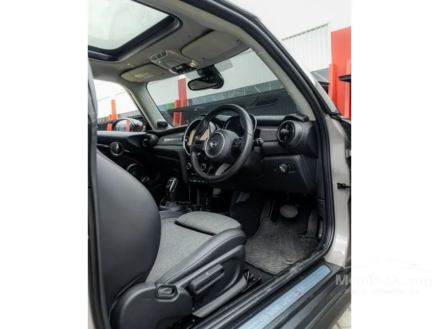 2022 MINI Cooper S 3 Door Hatchback