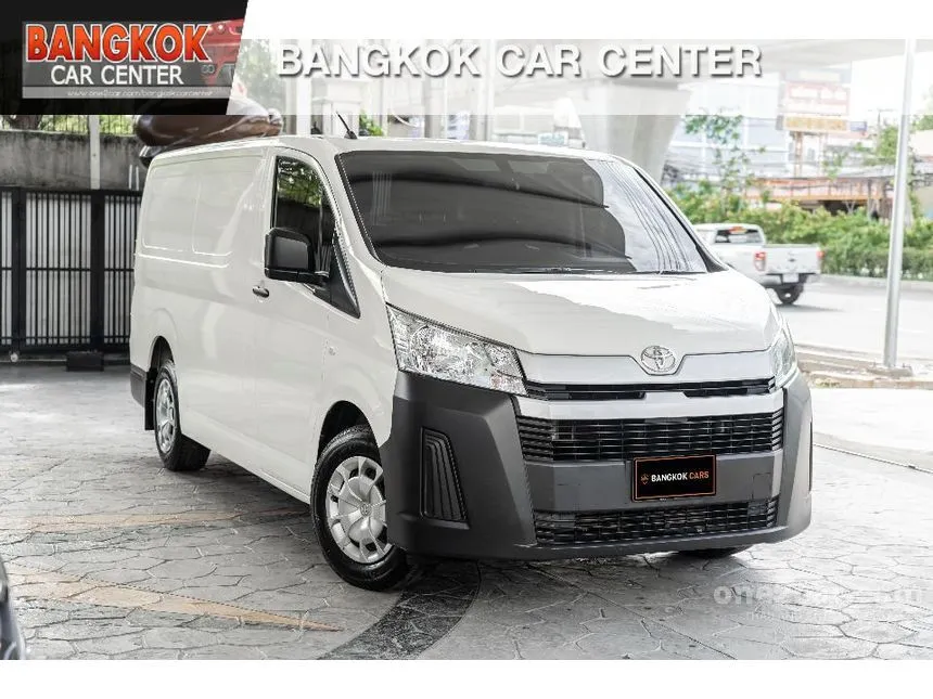 2022 Toyota HIACE Eco Van