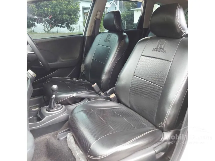 2013 Honda Jazz RS Hatchback