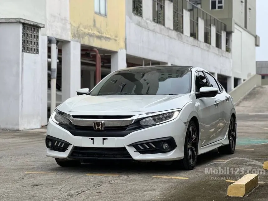 Jual Mobil Honda Civic 2018 ES 1.5 di DKI Jakarta Automatic Sedan Putih Rp 318.000.000