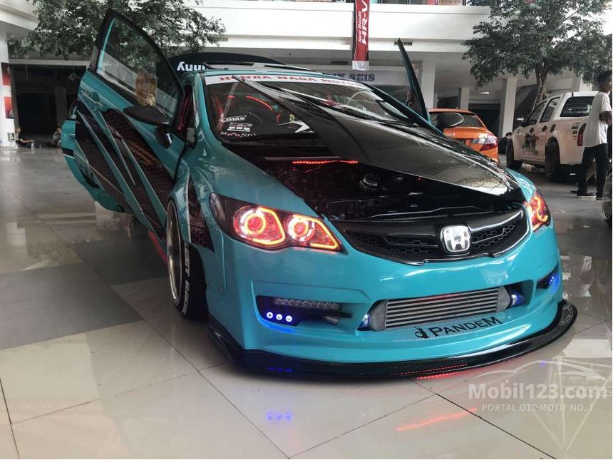 Jual Mobil  Honda  Civic  2010  FD 1 8 di Nusa Tenggara Barat 