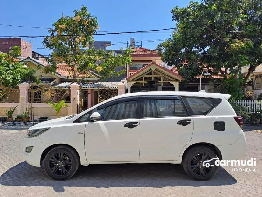 2020 Toyota Kijang Innova V MPV