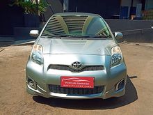 Toyota Yaris 1.5 E AT 2013 Silver Record