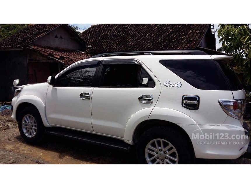 kecelakaan acara berita Fortuner 2014 Mobil 2.7 Automatic Toyota Jual di Banten V