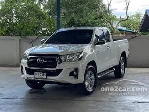 2018 Toyota HILUX REVO 2.4 E Prerunner Smart Cab Pickup