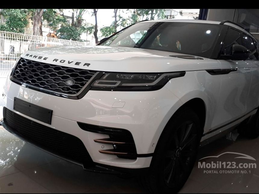Jual Mobil Land Rover Range Rover Velar 2017 R-Dynamic SE P250 2.0 di ...