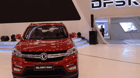 Beli Mobil DFSK Dapat Bunga 0 Persen atau Bebas DP