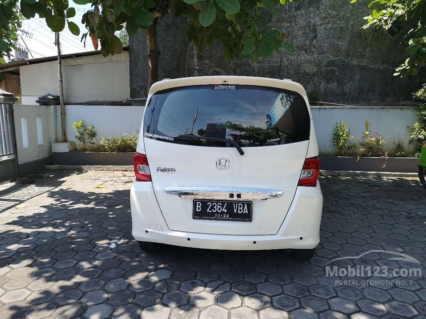 Jual Mobil Honda Freed 2012 E 1.5 di Jawa Tengah Automatic 
