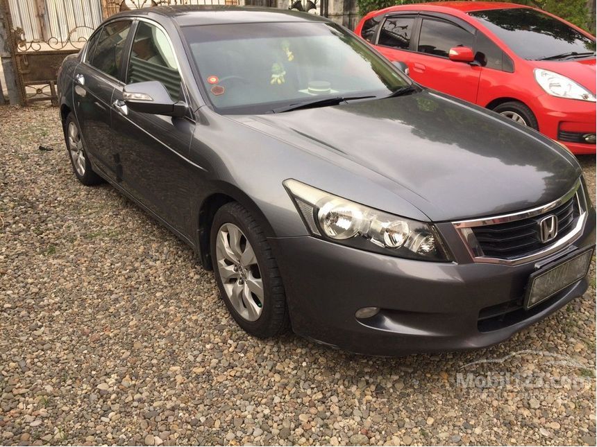 Jual Mobil  Honda  Accord  2008 VTi L 2 4 di Jawa  Tengah  