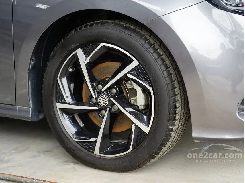 2021 MG MG5 X Sedan