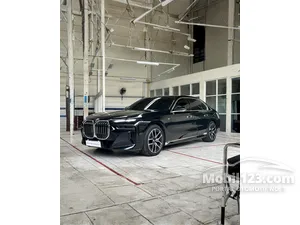 2024 BMW 735i 3.0 M Sport Sedan