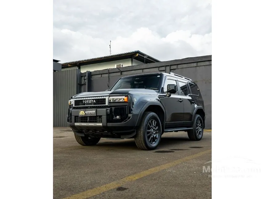2025 Toyota Land Cruiser Prado VX SUV