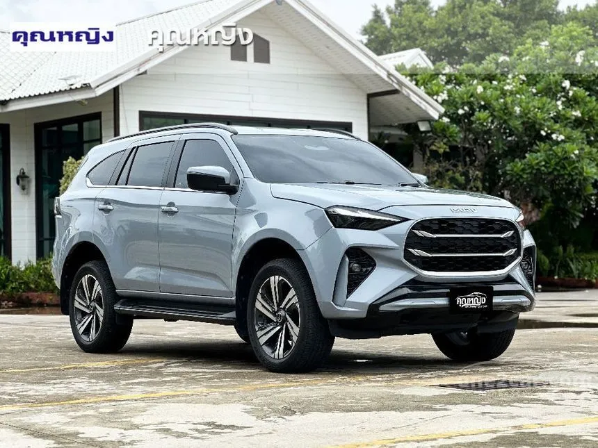 2025 Isuzu MU-X Ultimate SUV
