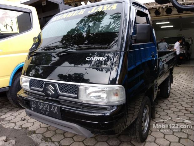 Suzuki Carry Mobil Bekas Baru dijual di Malang Jawa 