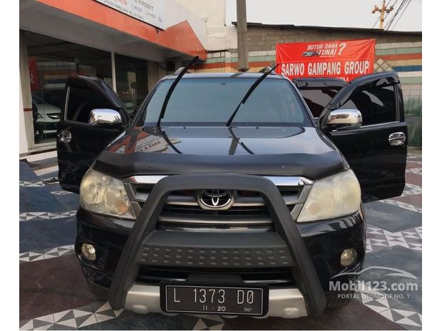 Toyota Mobil  Bekas  Baru  dijual  di Semarang Jawa  tengah  