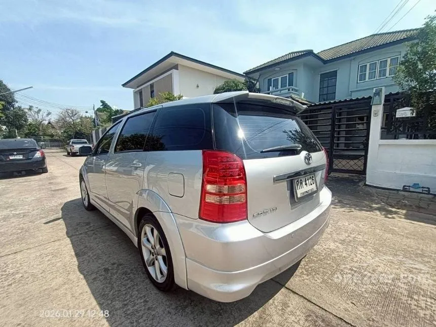 2004 Toyota WISH S Wagon