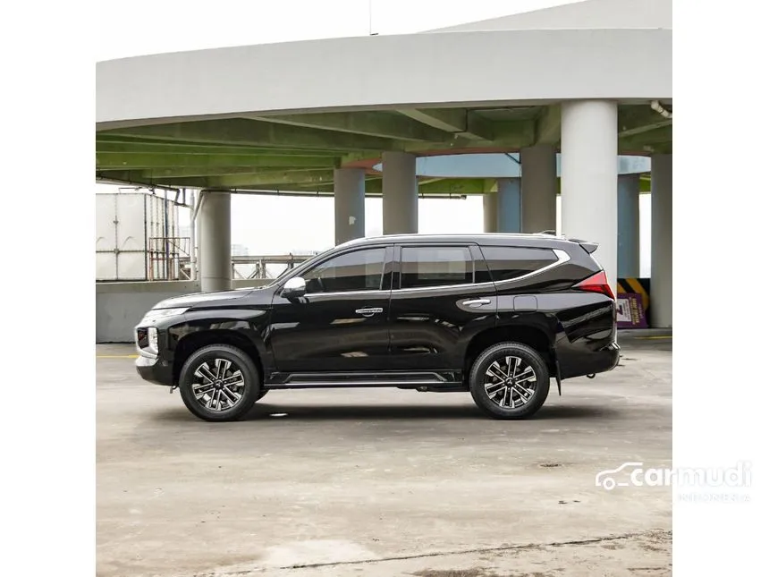2022 Mitsubishi Pajero Sport Dakar 4x2 SUV