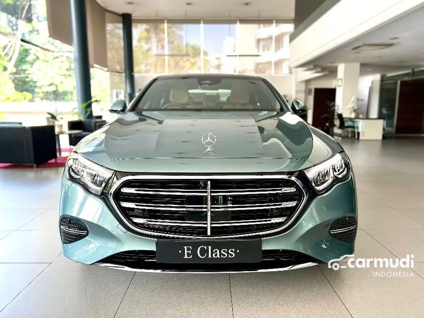 2025 Mercedes-Benz E200 Exclusive Line Sedan
