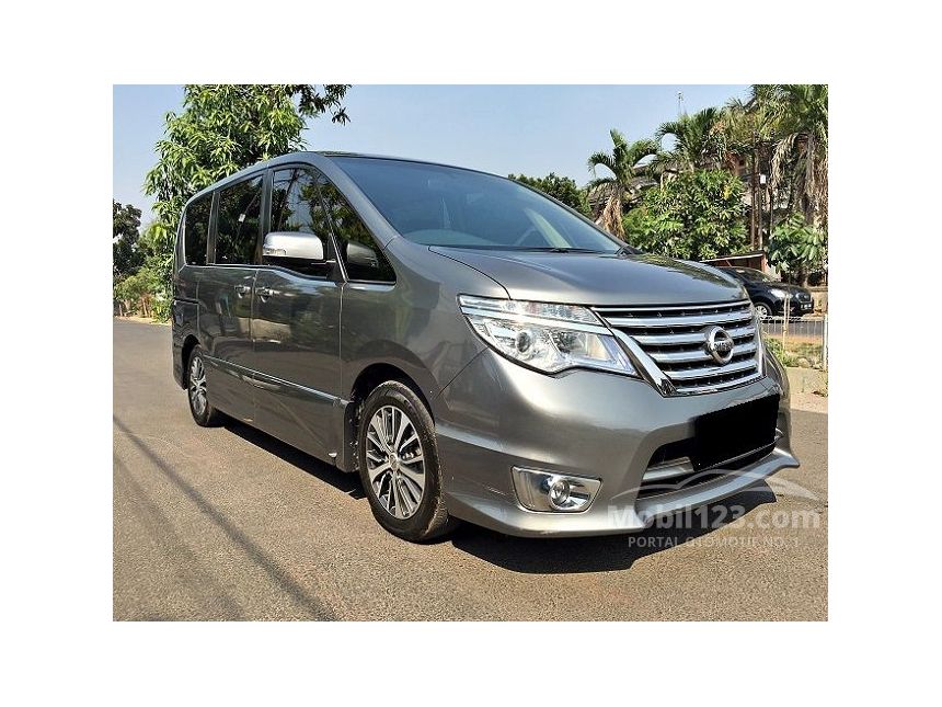 Nissan serena 2017