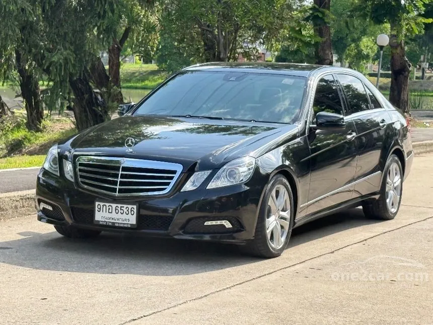 2010 Mercedes-Benz E300 Avantgarde Sports Sedan