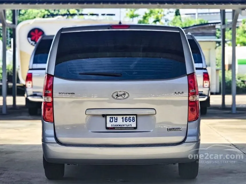 2017 Hyundai H-1 Touring Van