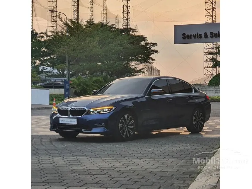 Jual Mobil BMW 320i 2022 Sport 2.0 di DKI Jakarta Automatic Sedan Biru Rp 915.000.000
