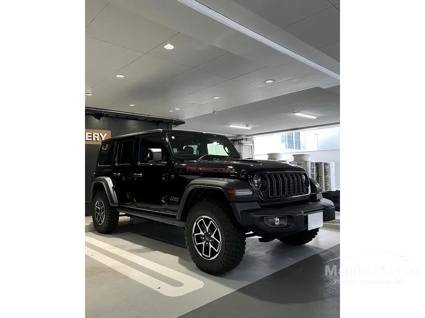Jual Mobil Jeep Wrangler 2025 Rubicon Unlimited 4 Door 2.0 di Sumatera Utara Automatic SUV Hitam Rp 2.389.000.000