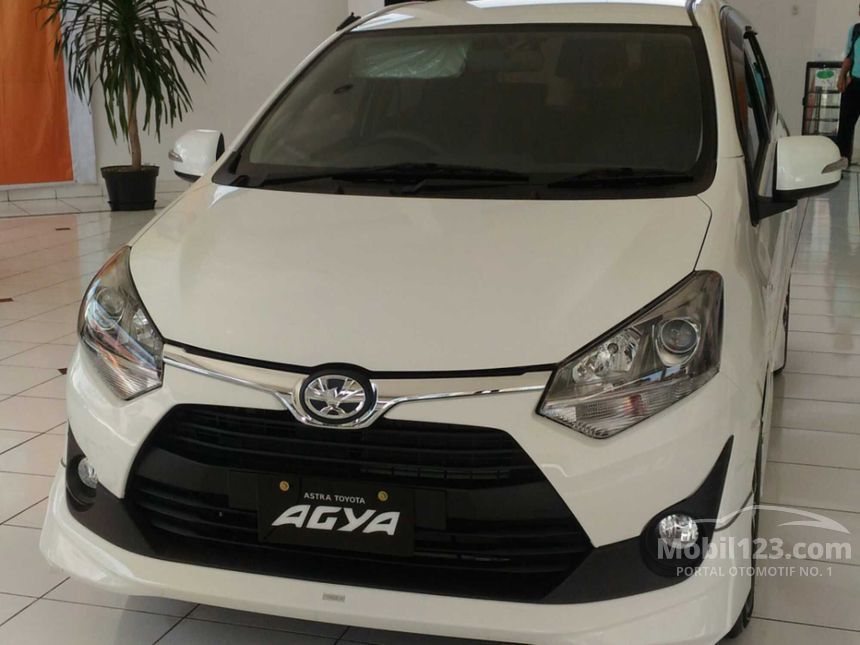 Jual Mobil Toyota Agya 2017 TRD 1.2 di DKI Jakarta 