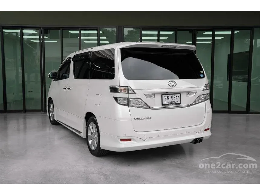 2011 Toyota VELLFIRE V Van