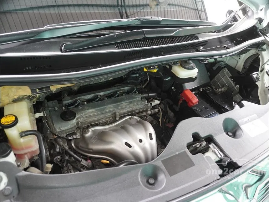2011 Toyota VELLFIRE V Van