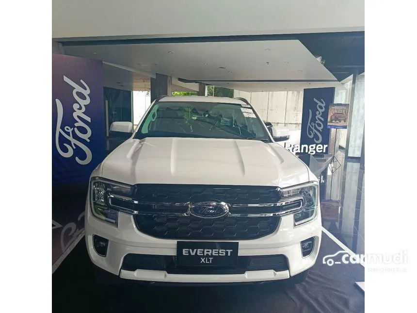 Jual Mobil Ford Everest 2024 XLT 2.0 di Irian Jaya Barat Automatic SUV Putih Rp 827.000.000