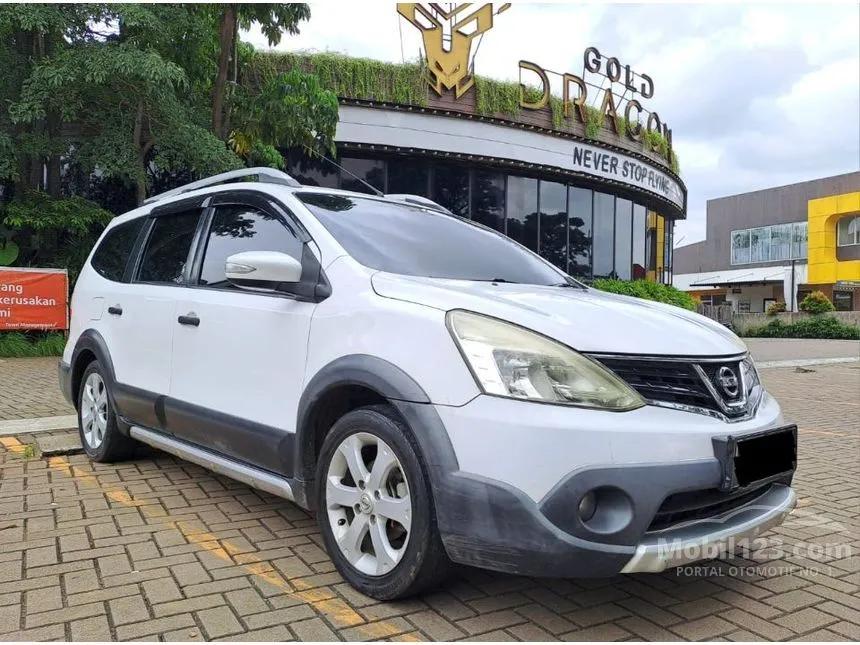 Jual Mobil Nissan Livina 2016 X