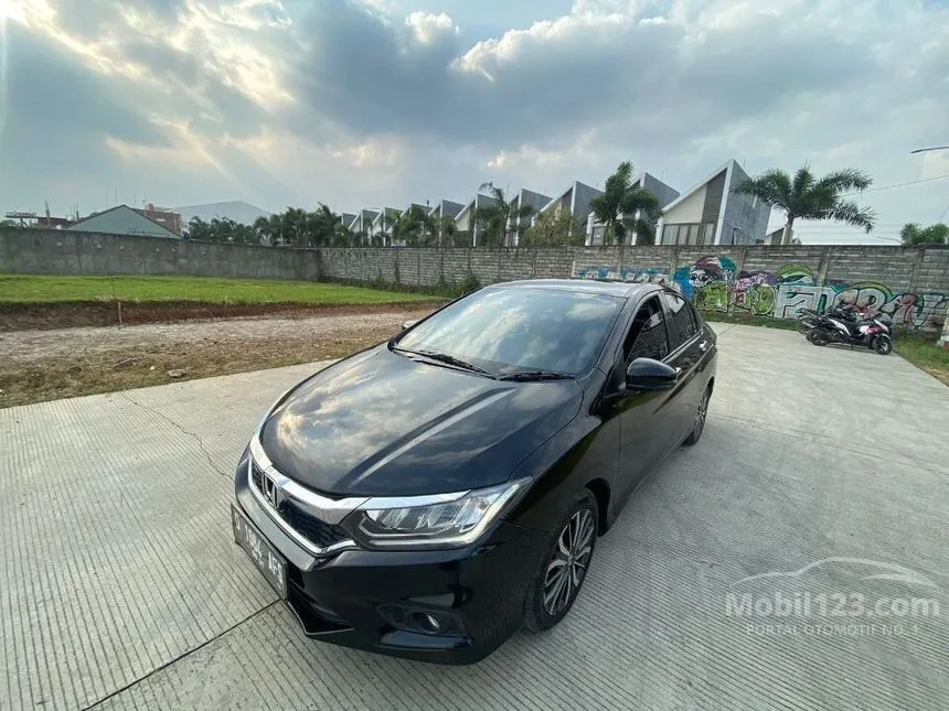 Jual Mobil Honda City 2017 E 1.5 di Jawa Barat Automatic Sedan Hitam Rp 200.000.000