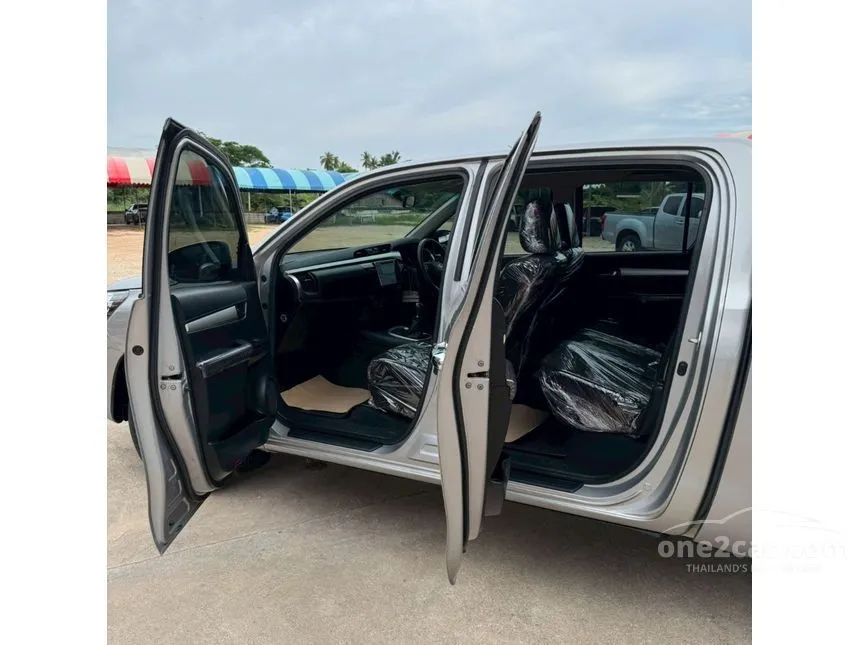 2018 Toyota HILUX REVO E Double Cab Pickup