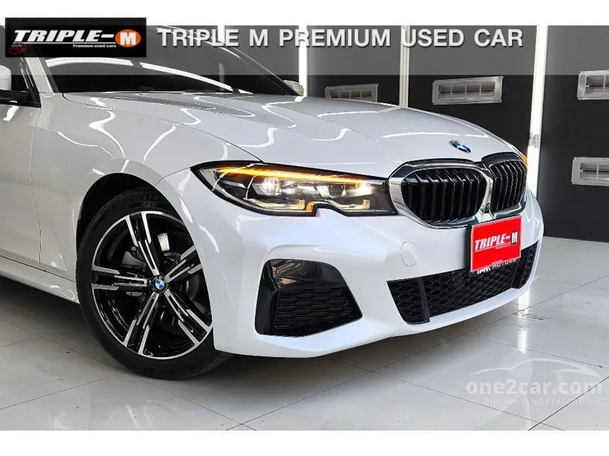 2022 BMW 330Li M Sport Sedan