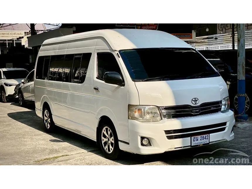 2011 Toyota HIACE VVTi Van