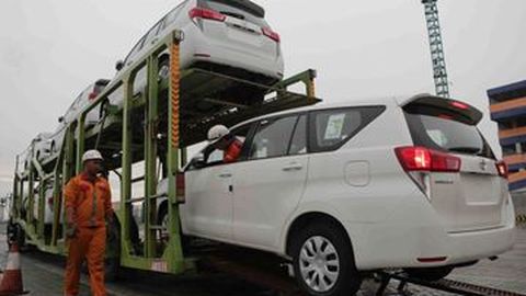 Mobil Toyota Rakitan Indonesia Kembali Cetak Rekor Ekspor Tertinggi