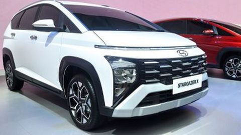 Spesifikasi, Fitur, dan Harga Mobil Hyundai Stargazer X: Idola Baru Low SUV?