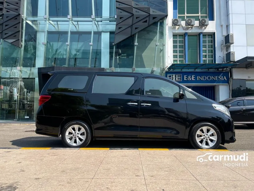 2013 Toyota Alphard G MPV