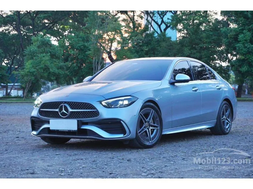 2022 Mercedes-Benz C300 AMG Line Sedan