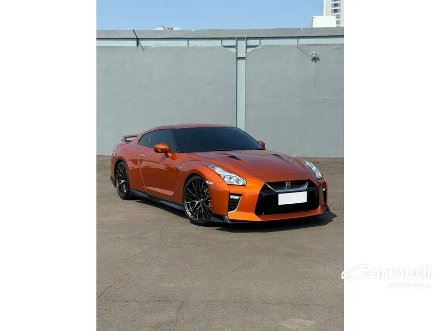 2022 Nissan GT-R Recaro Edition Coupe